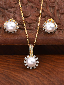 SHILLYN - Sleek Gold Plated Pearl Zircon Pendant Set