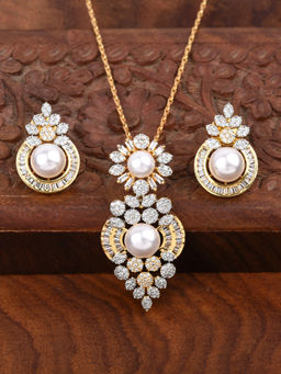 SHILLYN - Brilliant Cubic Zircon Pearl Gold Pendant Jewellery Set