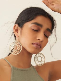 WHE - Handmade Golden Round Crochet Earring