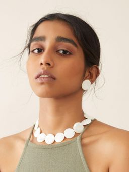 WHE - Sea Secrets Scallop Mother of Pearl Necklace
