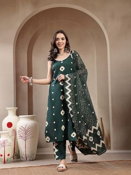 Stylum - Women's Green Ikkat Printed Rayon Straight Kurta Pant Dupatta Set