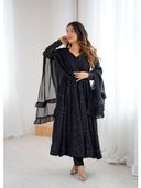 Black color option, Currently selected