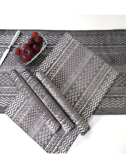 ODE & CLEO - Cotton Table Mat Placemat for Dining Table Washable 6 Seater Mats Grey
