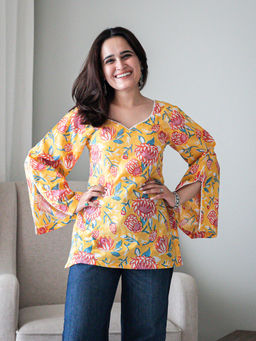 ORDINAREE - Yellow Cotton Sweetheart Bell Sleeves Printed Top