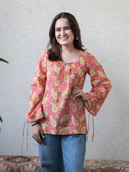 ORDINAREE - Pink Cotton Sweetheart Full Sleeves Printed Top
