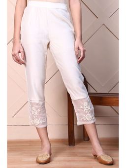 Folksong - Women's White Solid Embroidered Hemline Cotton Silk Slim Pant