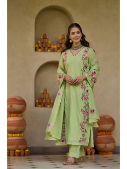 WOOMN - Green Mul Cotton Calf Straight Kurta With Pant And Dupatta
