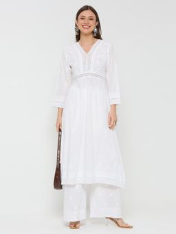 THREZO - White Mul Cotton Chikankari Women's Long Kurta