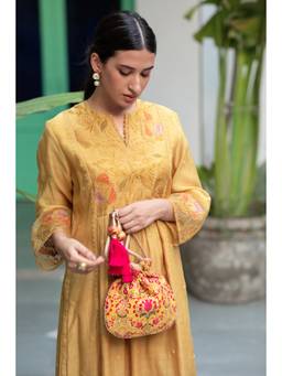 AMYRA - Alanna Mustard Potli