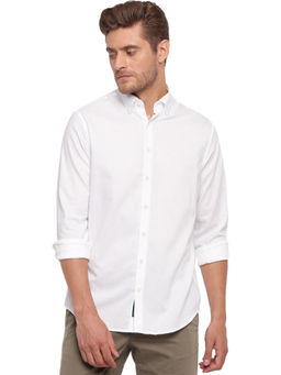 GANT - White Plain Collar Neck Shirt