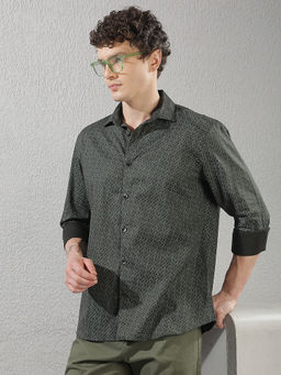 CRIMSOUNE CLUB - Mens Green Printed Casual Shirt