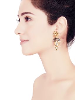 ORNAMAAS - Gold Ueina Earrings
