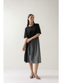 Grey color option, Currently selected