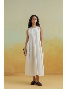 Zari Jaipur - White Cotton Sleeveless A-Line Midi Dress