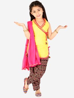 KID1 - Sia Halter Neck Kurti Salwar (Set of 3)