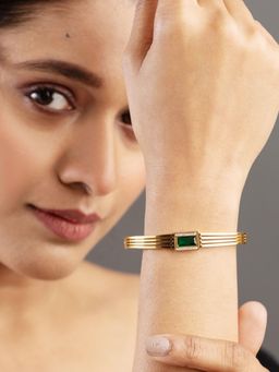 Boldiful - Women Green Emerald Cut Kada