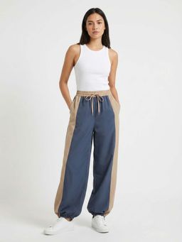 IZF - Women's Blue Cargo pants
