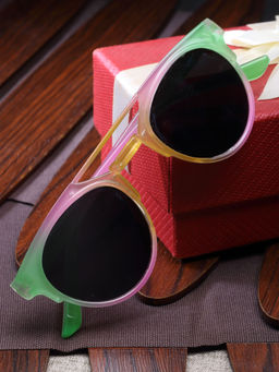 Stol'N - Unisex Colour Gradient Round Rim Shaped Sunglasses-Yellow