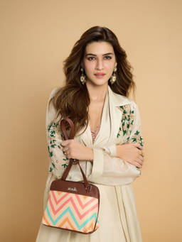 Zouk - Wavbeach Ooo Sling Bag