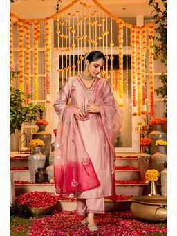 WOOMN - Womens Silk Embroidered Pink Kurta with Pant and Dupatta