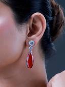 Red color option, Sold out, Currently selected