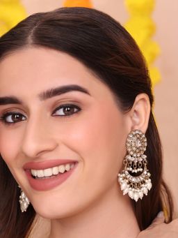 Fida - White Elegant Kundan & Pearl Chaandbali Earrings