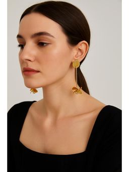 VIEN - White Elegant Floral Pearl Centrepiece Drop Earrings