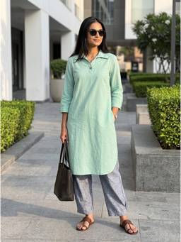 Gharana India - Aira Mint Green Cotton Poplin Kurta Set with Textured Grey Trousers