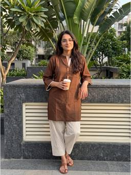 Gharana India - Aira Earthen Brown Cotton Slub Kurta with Pinstripe Pant