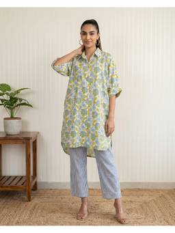 Shri Sanyogini - Green Floral Block Printed Shirt Kurta with Pant