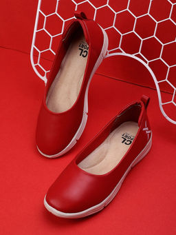 Carlton London - Solid Red Ballerinas