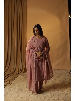 Arpita Sulakshana - Pink Pyaazi Embroidered Suit (Set of 3)