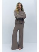 Beige color option, Currently selected