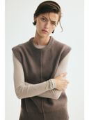 Brown color option