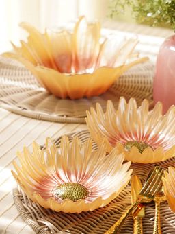 Pure Home + Living - Light Pink Flower Shaped Glass Platter