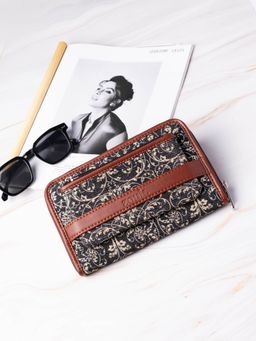 Zouk - Womens Lattice Lace Classic Zipper Wallet