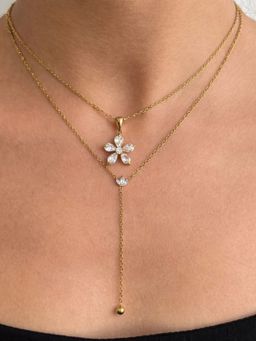 AQUASTREET - 18K Gold Plated White Floral Pendant and Lariat Necklaces (Pack of 2)