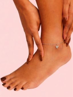 LuxeVogue - 925 Sterling Silver White Clover Charm Anklet
