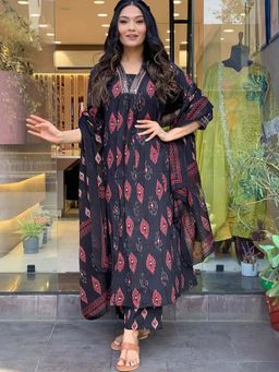 BLACK SCISSOR - Black Cotton Blend Lace Work Printed Kurta with Bottom and Dupatta (Set of 3)