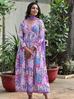 BLACK SCISSOR - Purple Muslin Floral Printed Kurta with Bottom and Dupatta (Set of 3)