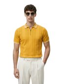 Yellow color option, Currently selected