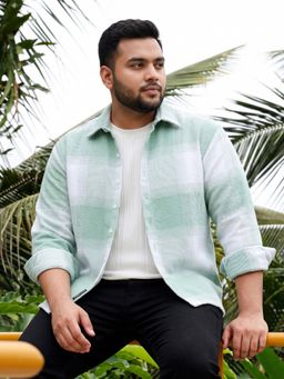Instafab Plus - Men's Light Green Buffalo Check Regular Fit Full Sleeve Casual Shirt