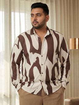Instafab Plus - Men's Off-White Abstract Print Relaxed Fit Full Sleeve Casual Shirt