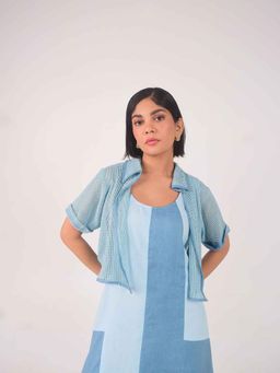 WHY SO BLUE - Thea Net Cropped Jacket - Blue