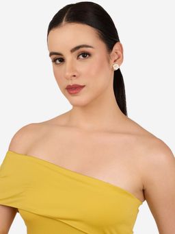 Zaveri Pearls - White Enamelling Flower Contemporary Minimal Studs Earring-Zpfk21973