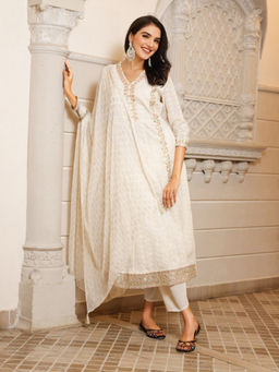 ISHIN - Off White Embellished Kurta with Pant & Dupatta (Set of 3)