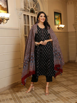 ISHIN - Black Printed Kurta with Pant & Dupatta (Set of 3)