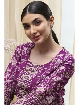 Biba - Women Pearl Brass Studs