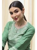 Black color option, Currently selected