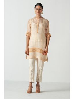 STUDIO BAGECHAA - Ambi Orange Kurti with Pant (Set of 2)